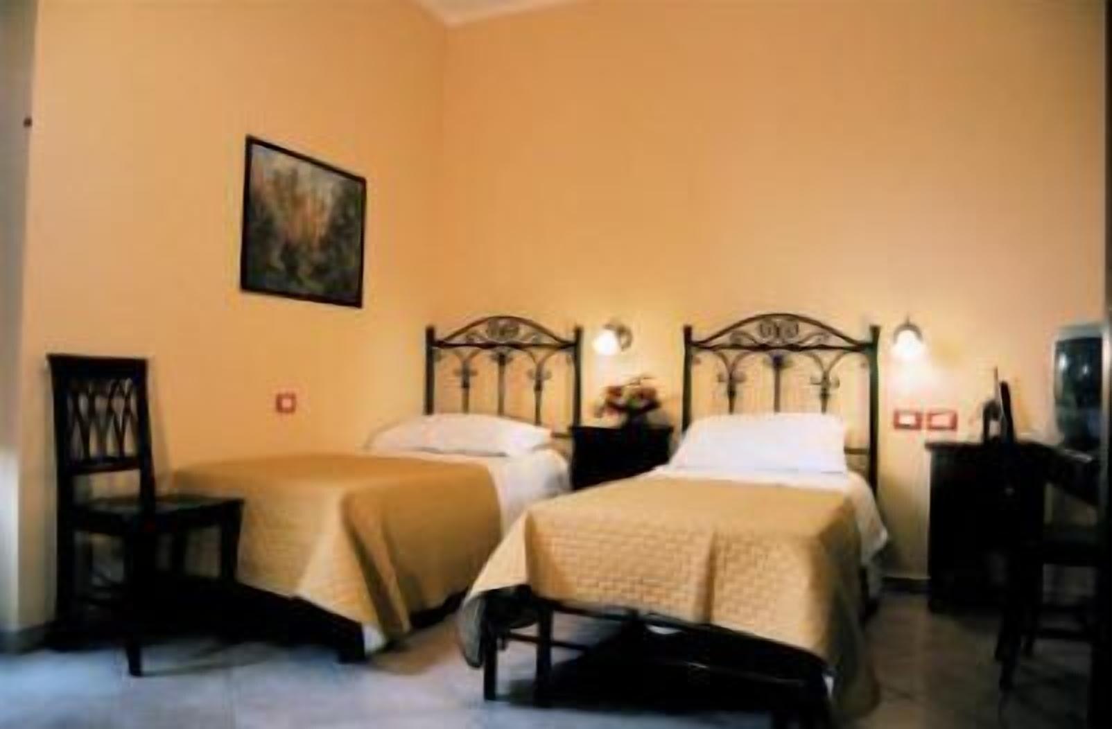Hotel Columbia Палермо Екстер'єр фото