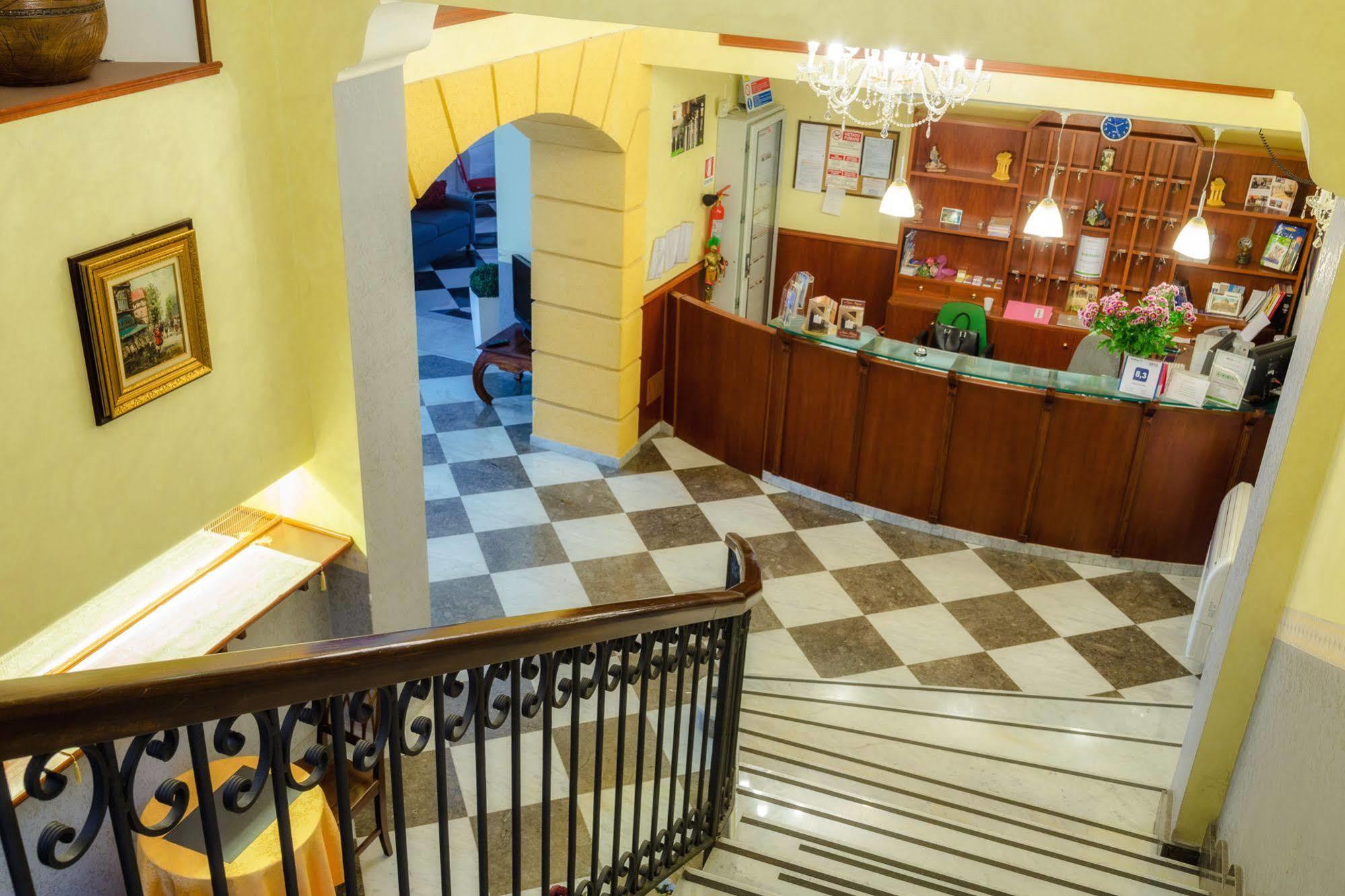 Hotel Columbia Палермо Екстер'єр фото